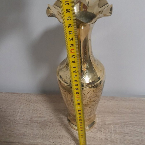 Large brass vase new, height 35cm diameter 35cm