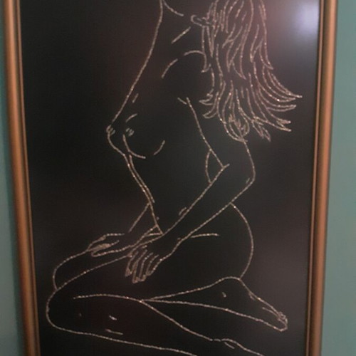 Woman embroidery painting with gold thread, like new, 44x70