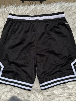 Jordan Ανδρικό Σορτς Μπάσκετ Dri-FIT σαν καινούργιο, μαύρο/άσπρο, L