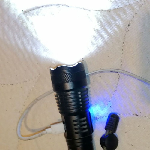 Professional flashlight with 4 lighting levels and USB new