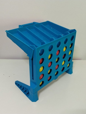 Hasbro επιτραπέζιο παιχνίδι Σκόρ 4 Βολές μεταχειρισμένο, λείπουν κάποια μπαλάκια