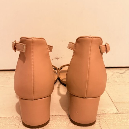 Tsoukalas Shoes beige sandals size 37 like new