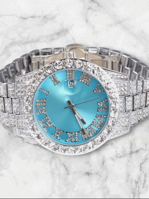 Quartz watch new with large dial and sparkling artificial diamonds