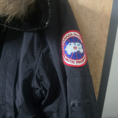 Canada Goose 2530L Montebello women's jacket size S like new, black