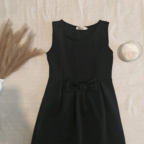 Mini black dress with bow Chatón new, size M