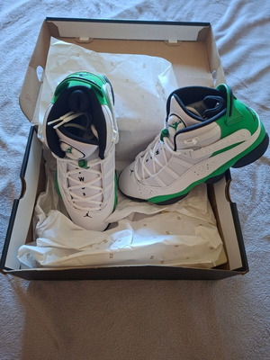 Jordan 6 Rings sneakers white lucky green size 43