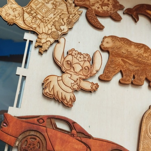 Wooden decorative figures, pack of 3, 10cm, custom orders
