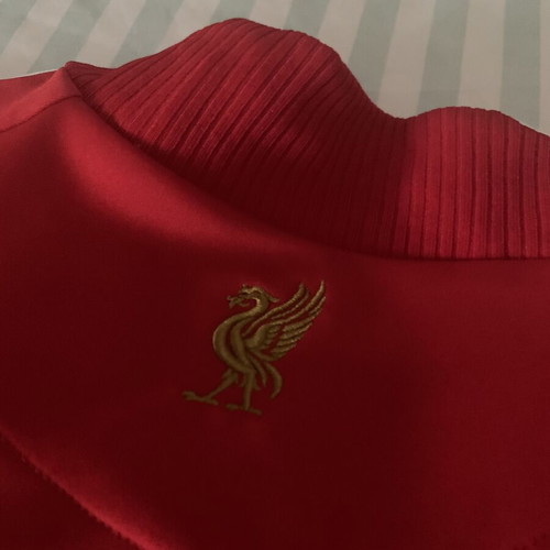 Liverpool classic jersey Adidas size M early 2010s like new authentic