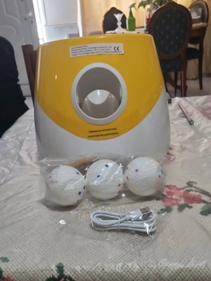 Ball Throwing Game for Dogs new in box