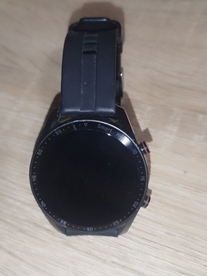 Smart watch with mobile app connection, black