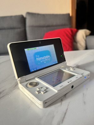 Nintendo 3DS λευκή κονσόλα με φορτιστή