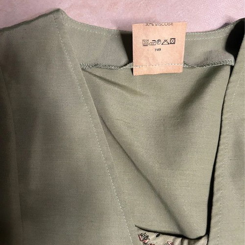 Vintage sage green dress size 40 with floral insert buttons puff sleeves midi