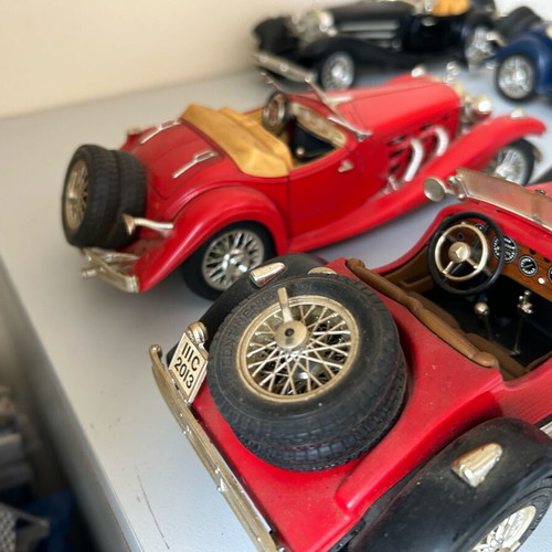 Burago 1/18 Antique Model Cars used, made in Italy