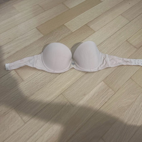 Strapless bra beige Venus Victoria 75B used for narrow back