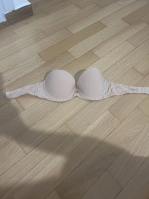 Strapless bra beige Venus Victoria 75B used for narrow back