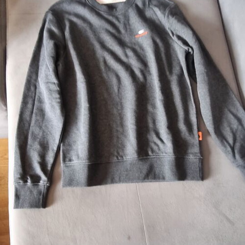 No Limits sweatshirt new, size M, gray