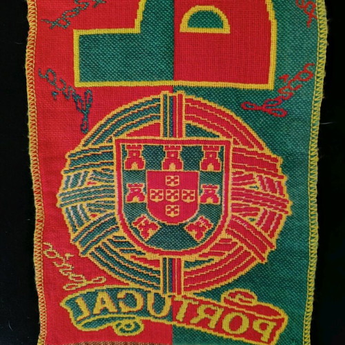 Portugal scarf 2004 like new, authentic