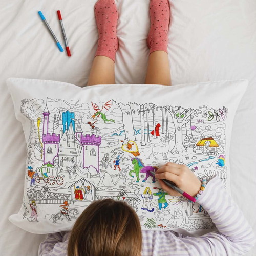 Color-Recolor pillowcase new with set of 10 markers for creative activity