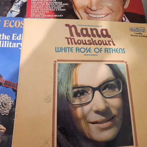 Vinyl records used, set of 7 in excellent condition