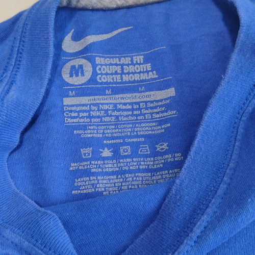 Nike T-shirt M used, blue with worn graphics