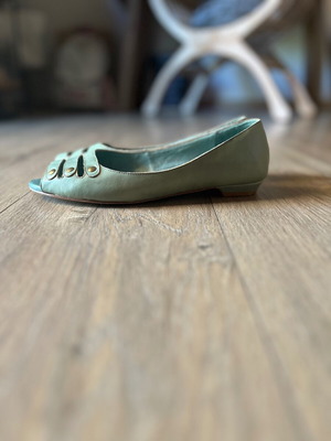 Invito peep toe ballerinas like new, green turquoise