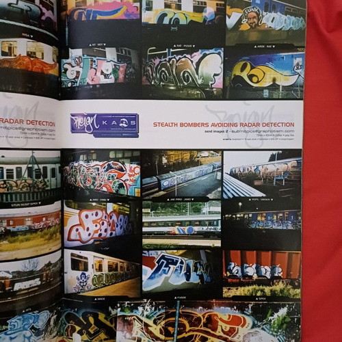 Graphotism graffiti magazine August 2001 issue like new