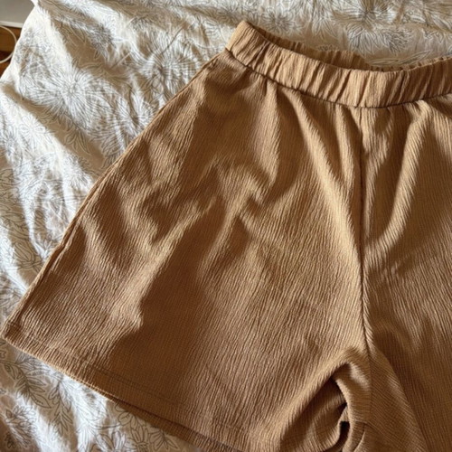 Pink Woman shorts new, size S, brown