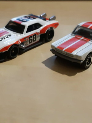 Πακέτο 2 Muscle Car καινούργια, Chevrolet Camaro SS και Ford Mustang GT