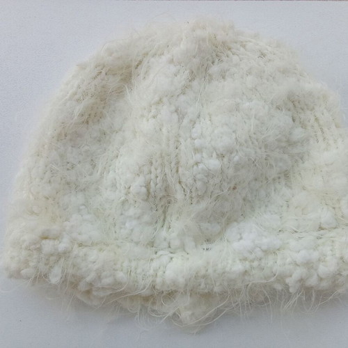 Azadé enfant knitted baby hat like new, winter, cream