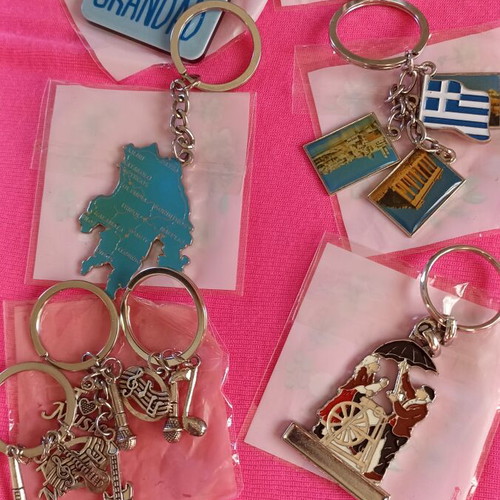 Keychain set like new, 8 pieces, colorful