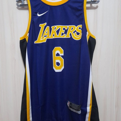 LeBron James L.A. Lakers Basketball Jersey new official replica