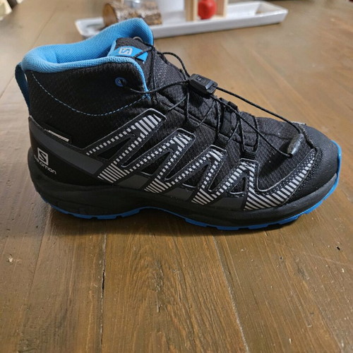 Salomon kids hiking boots like new, size 36, blue