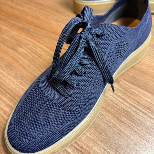 Blue Cox men's sneakers navy with beige sole, new, size 42