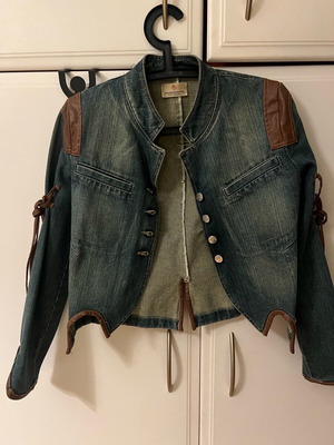 Rossodisera women's denim jacket like new, vintage blue