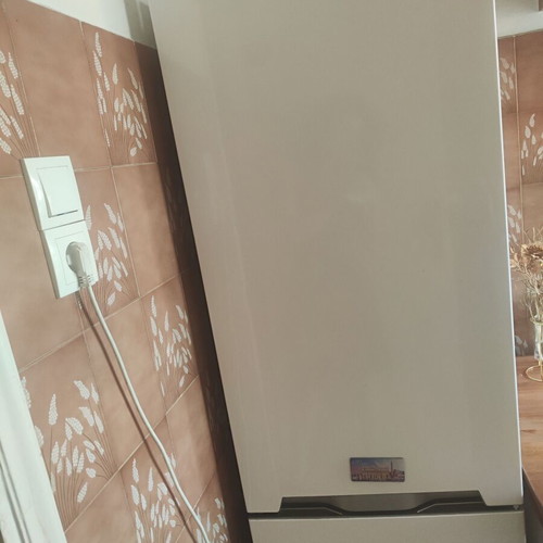 Sharp fridge freezer used with reversible door and three freezer drawers
