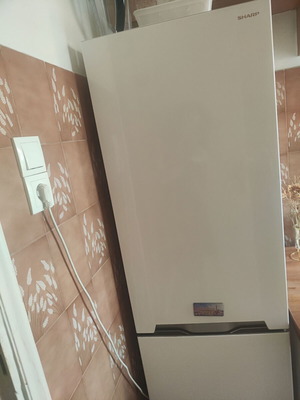 Sharp fridge freezer used with reversible door and three freezer drawers