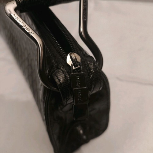Vintage Mike Mike women's leather shoulder bag with embossed texture like new