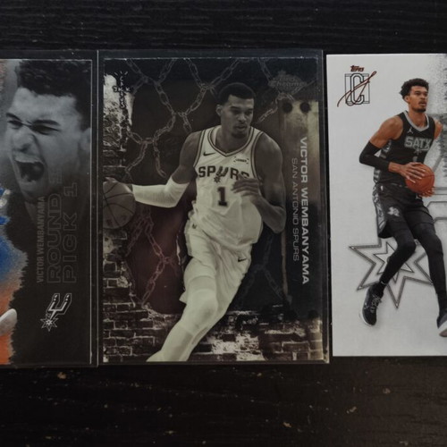 Victor Wembanyama 2025-2026 Lot Topps Signature Class and Topps Chrome Cactus Jack cards new