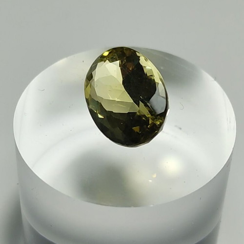 Heliodor 7.60 carats new, oval cut, certified