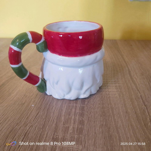 Santa Claus mug like new