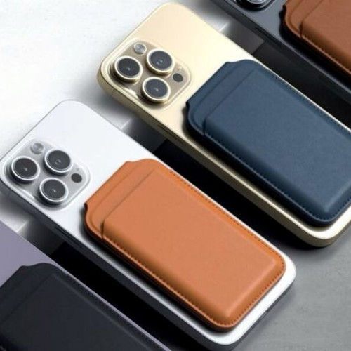 Satechi Design Leather Wallet with MagSafe Magnets