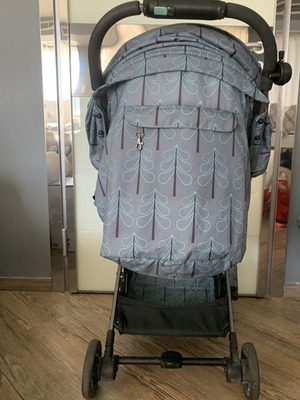 Cosatto Woosh stroller aluminum used with rain cover and footmuff