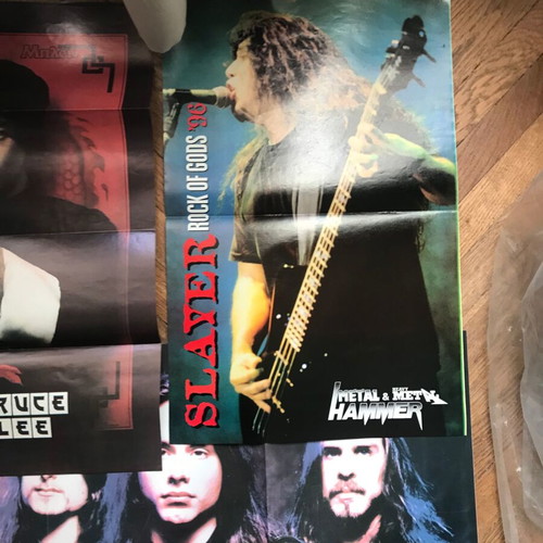 Posters used collectible with Kind Diamond, Bruce Lee, Slayer, Lemmy, Angra, Bon Jovi, Paradise Lost, Blind Guardian, Aris