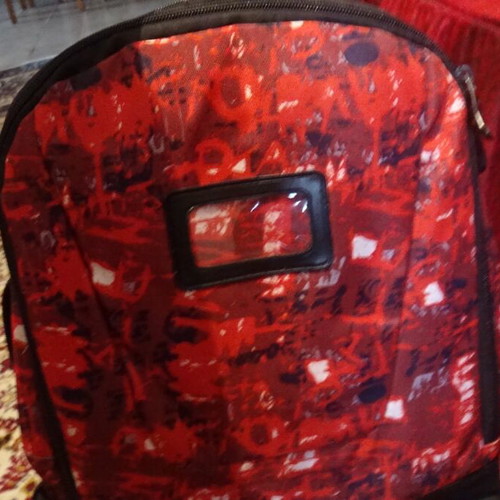 Pollo school bag like new with 5 compartments and wheels