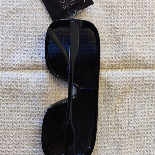 Solo-Solis NDL2350 sunglasses new, black frame and lens