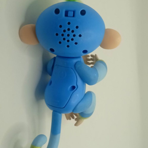 WowWee Fingerlings Baby Monkey interactive toy used