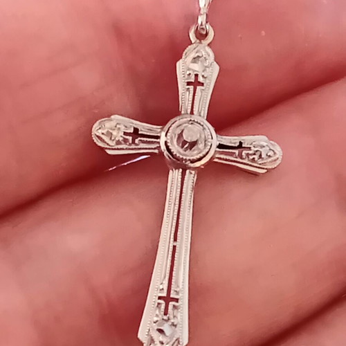 White gold cross 14K 585 with chain, vintage, like new