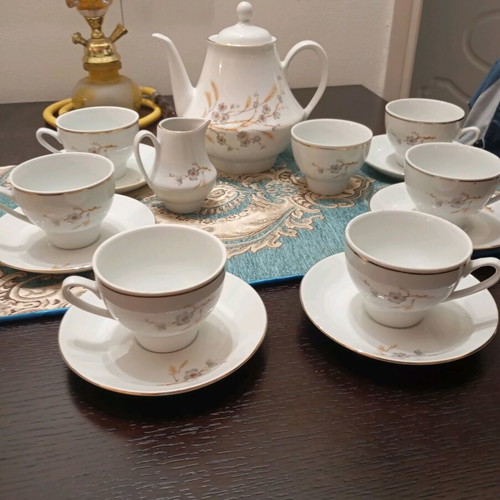 Vintage retro porcelain tea set like new, made in Bulgaria