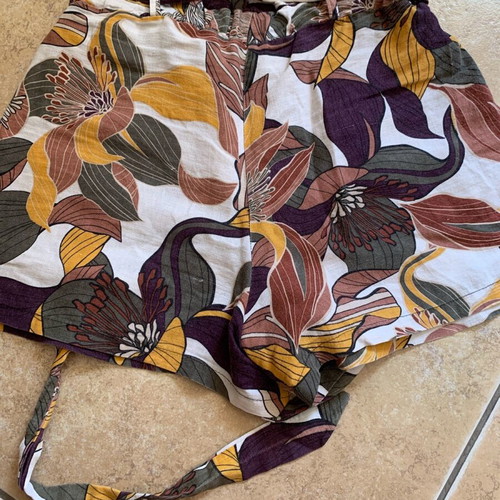 Shorts multicolor used, size S-M