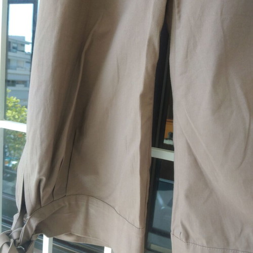 Beige-brown cotton bermuda shorts size small like new